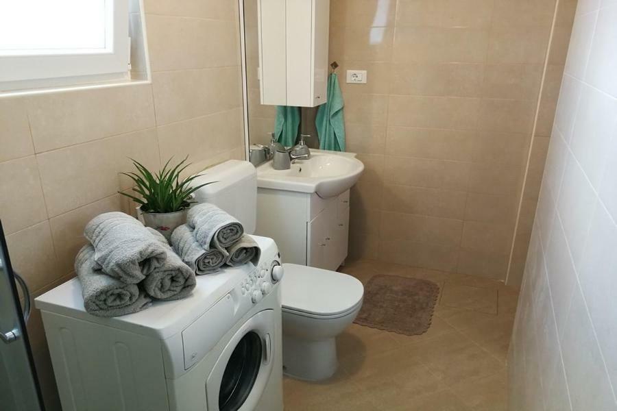 Apartment Norina Grožnjan Buitenkant foto